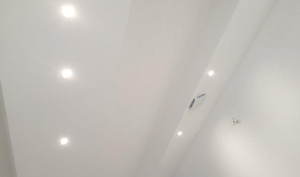 Installation de spot led à Brindas 